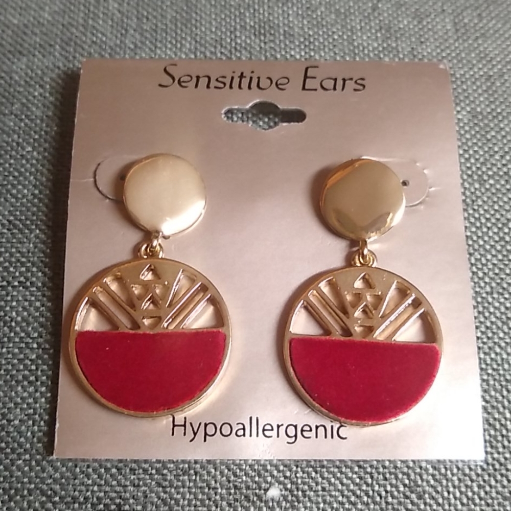 😻 3 For $15 ~ Round Red Dangle Earrings